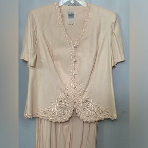 R & M RICHARDS 2PC Embroidered Skirt Set  16W NWT